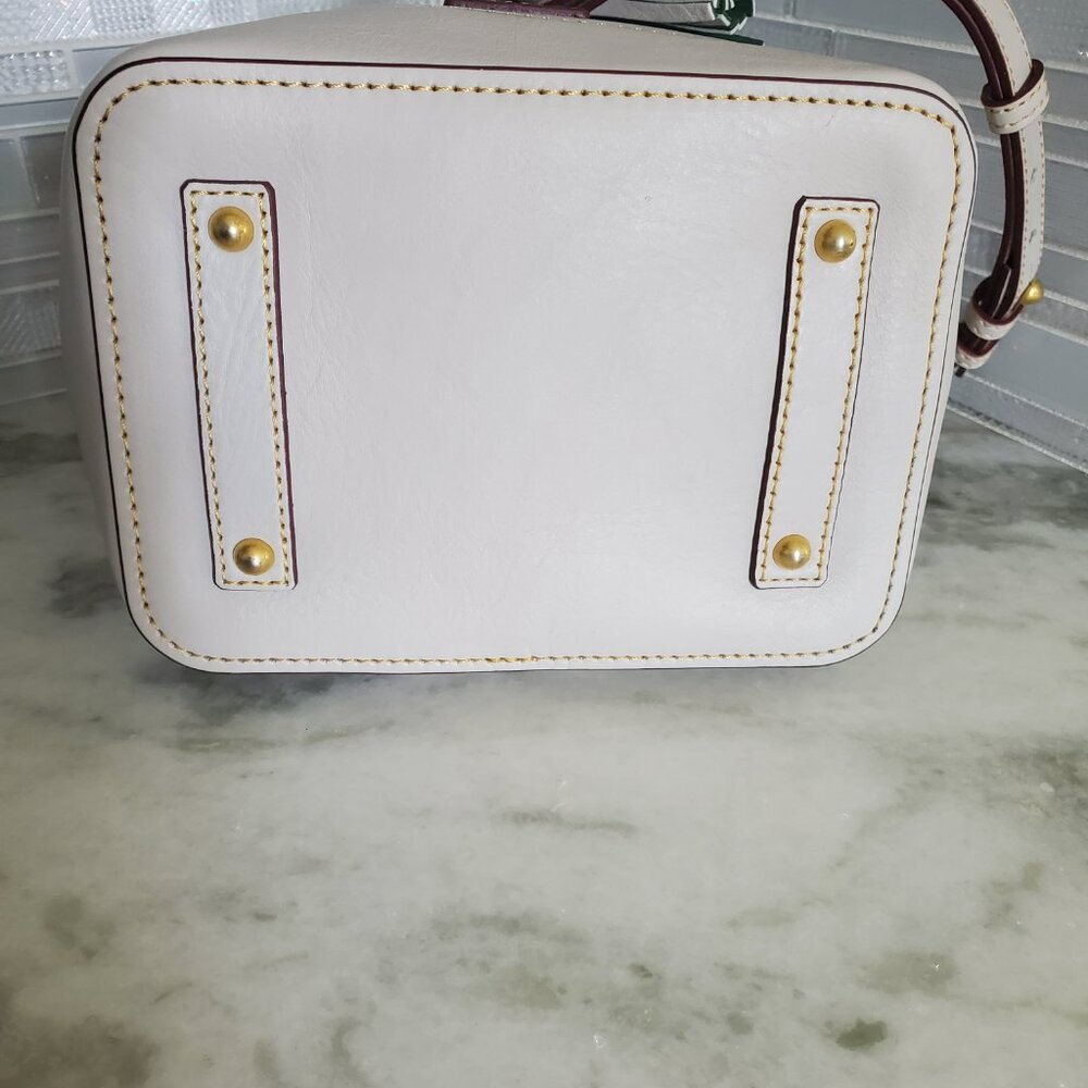 NWT - SET Dooney & Bourke Florentine Small Drawstring & Lg Zip Wristlet Ecru - Picture 6 of 16